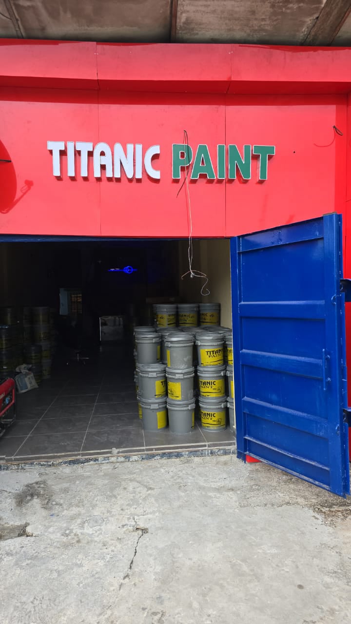 Titanic Paints