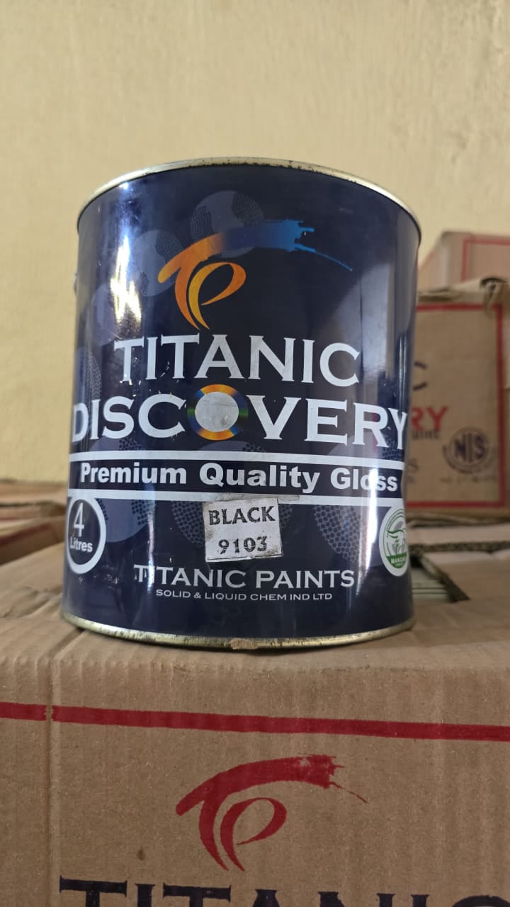 Titanic Oil Paint